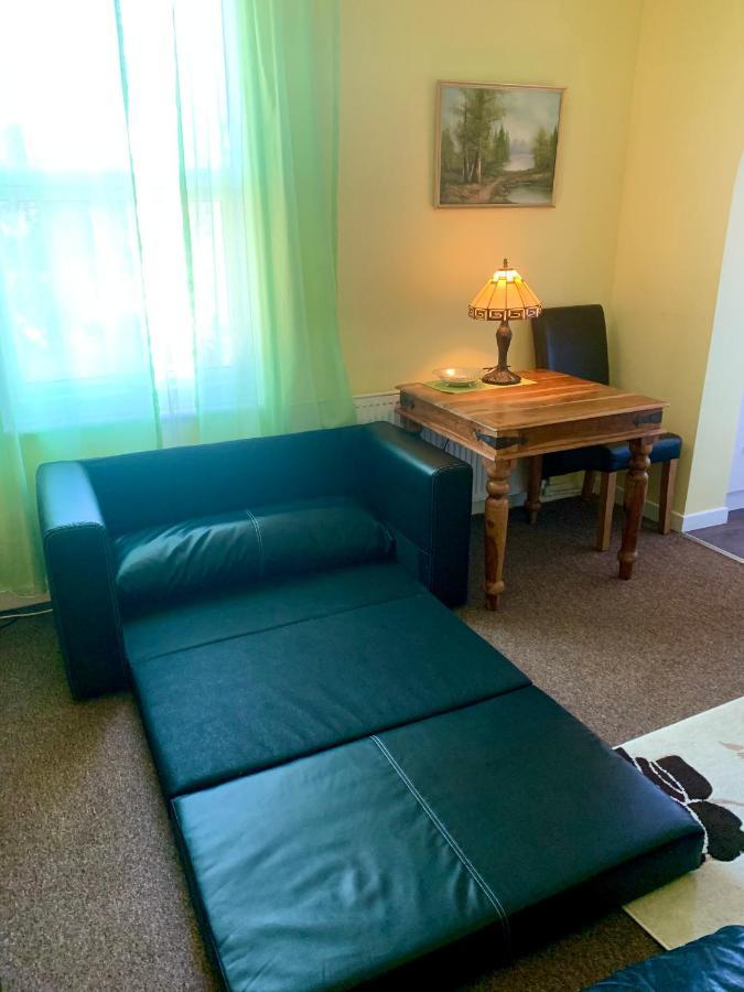 Apartments Near The Sea With Free Parking Southend-On-Sea Eksteriør billede